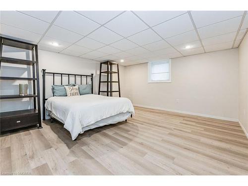 1890 Lakeshore Road, Niagara-On-The-Lake, ON - Indoor Photo Showing Bedroom