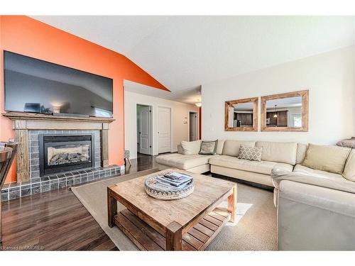 1890 Lakeshore Road, Niagara-On-The-Lake, ON - Indoor Photo Showing Living Room With Fireplace