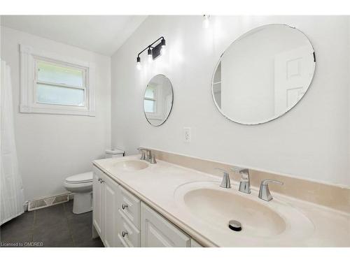 Upper-87 Leaside Drive, St. Catharines, ON - Indoor Photo Showing Bathroom