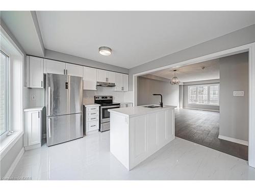 30-470 Linden Drive Drive, Cambridge, ON - Indoor Photo Showing Kitchen With Stainless Steel Kitchen