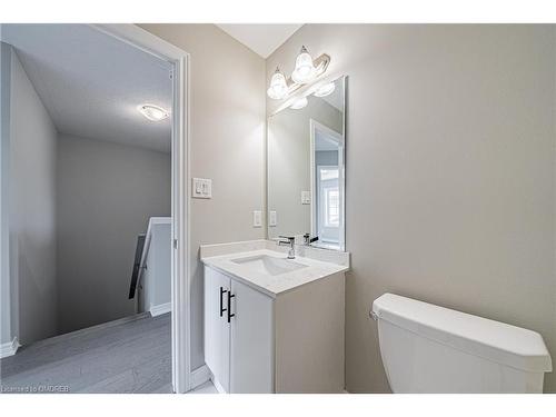 30-470 Linden Drive Drive, Cambridge, ON - Indoor Photo Showing Bathroom