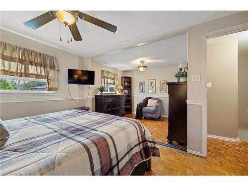 40 Greenwood Crescent, Brampton, ON - Indoor Photo Showing Bedroom