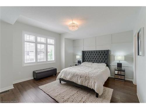 79 Padua Crescent, Stoney Creek, ON - Indoor Photo Showing Bedroom