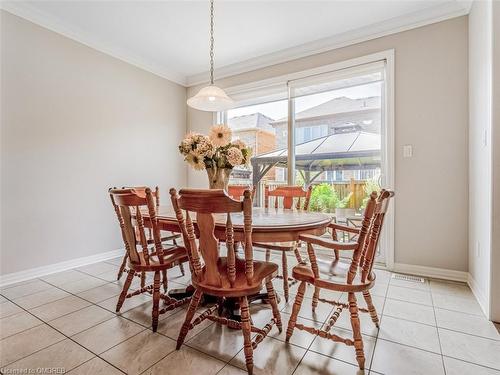 367 Emmett Landing, Milton, ON - Indoor Photo Showing Dining Room