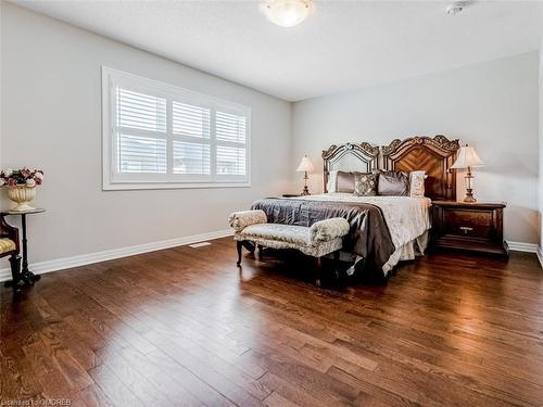 367 Emmett Landing, Milton, ON - Indoor Photo Showing Bedroom