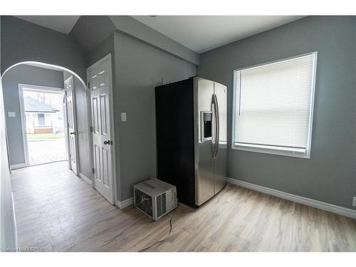 1-130 York Street, St. Catharines, ON - Indoor Photo Showing Other Room