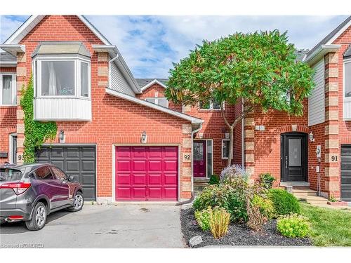 92-1240 Westview Terrace, Oakville, ON - Outdoor With Facade