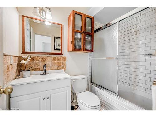 92-1240 Westview Terrace, Oakville, ON - Indoor Photo Showing Bathroom