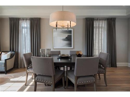 304 Mcgibbon Drive, Milton, ON - Indoor Photo Showing Dining Room