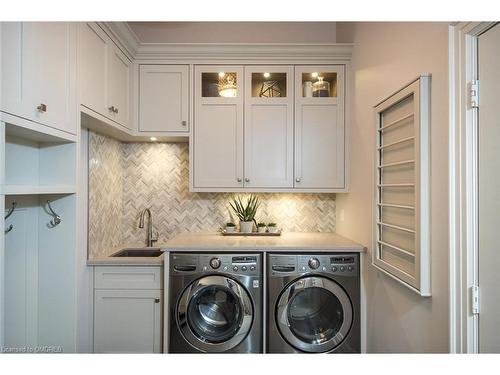 304 Mcgibbon Drive, Milton, ON - Indoor Photo Showing Laundry Room