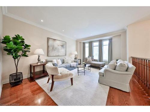 3-4135 Shipp Drive, Peel, ON - Indoor Photo Showing Living Room