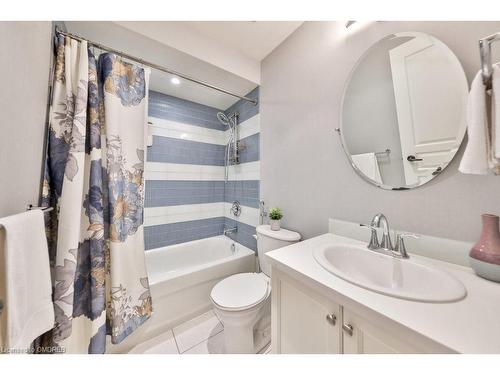 3-4135 Shipp Drive, Peel, ON - Indoor Photo Showing Bathroom