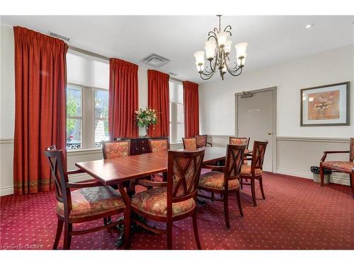 2510-100 Burloak Drive, Burlington, ON - Indoor Photo Showing Dining Room