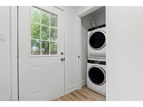 34 Rykert Street, St. Catharines, ON - Indoor Photo Showing Laundry Room