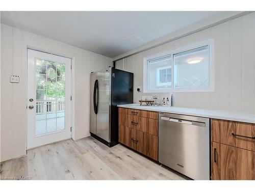 56 Grenville Avenue, Kitchener, ON - Indoor Photo Showing Kitchen