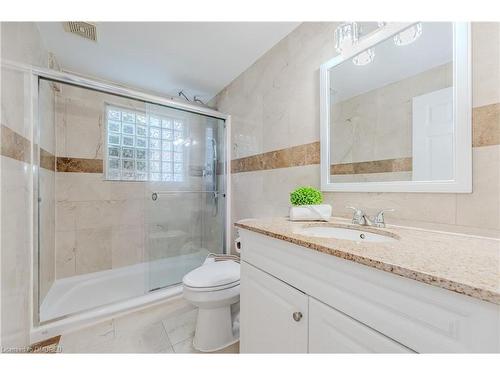 56 Grenville Avenue, Kitchener, ON - Indoor Photo Showing Bathroom