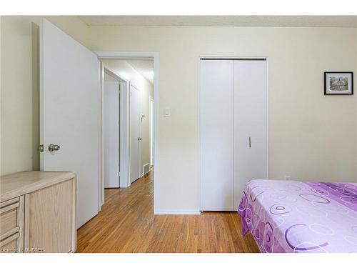 650 Greenhill Avenue, Hamilton, ON - Indoor Photo Showing Bedroom