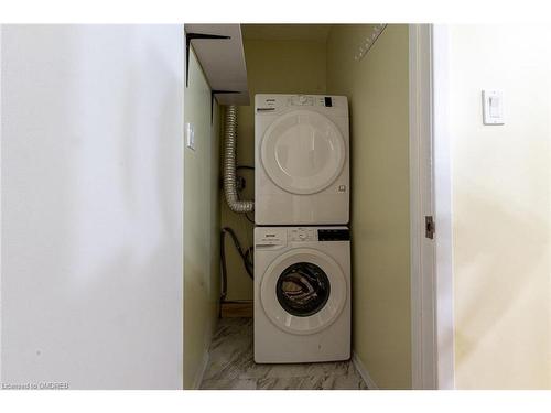 650 Greenhill Avenue, Hamilton, ON - Indoor Photo Showing Laundry Room