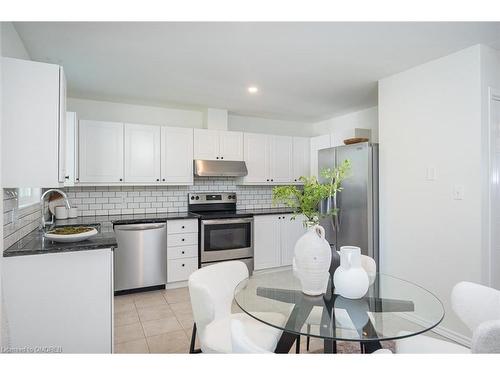 24 Willver Drive, St. Catharines, ON - Indoor Photo Showing Kitchen With Stainless Steel Kitchen With Double Sink