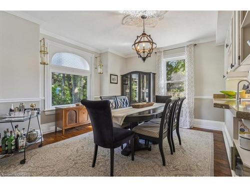 585 Dundas Street E, Hamilton, ON - Indoor Photo Showing Dining Room