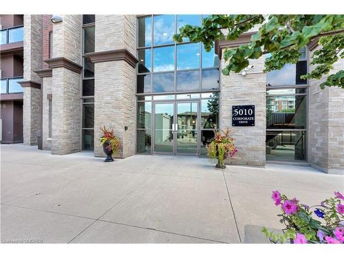 418-5010 Corporate Drive, Burlington, ON - Outdoor