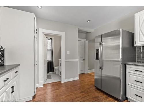 139 Fisher Mills Road, Cambridge, ON - Indoor Photo Showing Kitchen