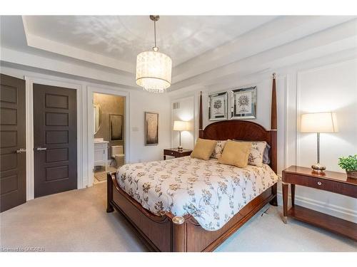 8 Thornhill Avenue, Vaughan, ON - Indoor Photo Showing Bedroom