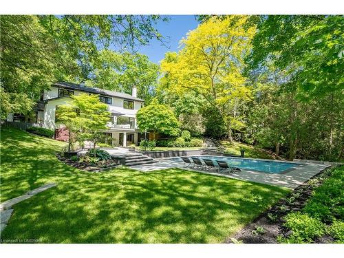 1242 Ravine Drive, Mississauga, ON - Outdoor With In Ground Pool