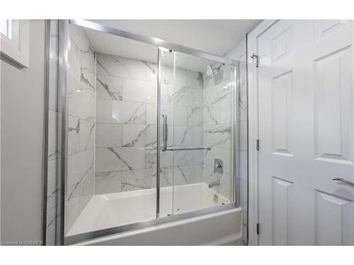 Lower-88 Burkholder Drive, Hamilton, ON - Indoor Photo Showing Bathroom