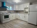 Lower-643 Upper Sherman Avenue, Hamilton, ON  - Indoor Photo Showing Kitchen 