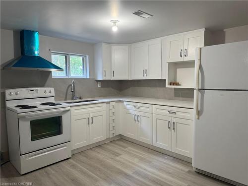 Lower-643 Upper Sherman Avenue, Hamilton, ON - Indoor Photo Showing Kitchen With Double Sink