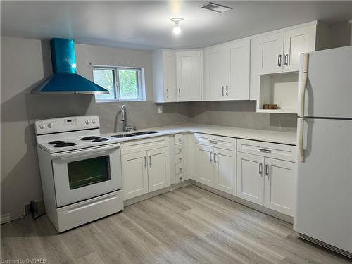 Lower-643 Upper Sherman Avenue, Hamilton, ON - Indoor Photo Showing Kitchen With Double Sink