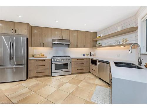 4486 Wellington Road 32 Road, Cambridge, ON - Indoor Photo Showing Kitchen With Double Sink