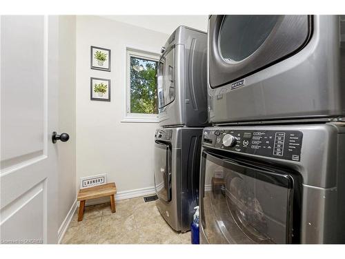 4486 Wellington Road 32 Road, Cambridge, ON - Indoor Photo Showing Laundry Room