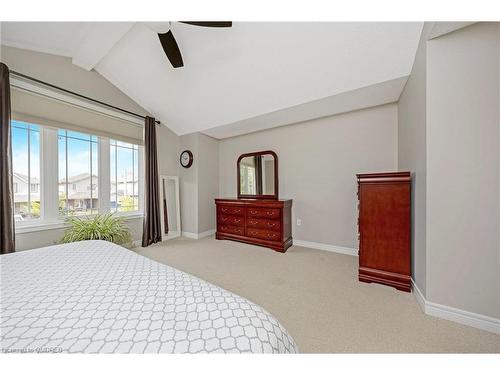 29 Maude Lane Lane, Guelph, ON - Indoor Photo Showing Bedroom