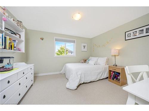 29 Maude Lane Lane, Guelph, ON - Indoor Photo Showing Bedroom