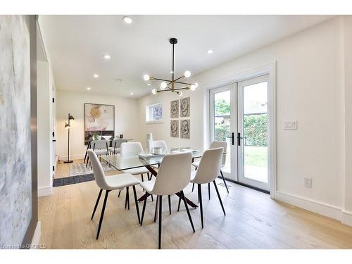 194 Slater Crescent, Oakville, ON - Indoor Photo Showing Dining Room