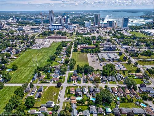 6024 Dixon Street, Niagara Falls, ON - Outdoor With View