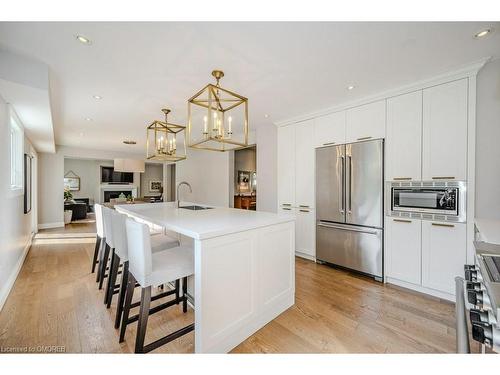 1460 Albion Avenue, Oakville, ON - Indoor Photo Showing Kitchen