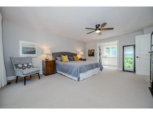 1460 Albion Avenue, Oakville, ON - Indoor Photo Showing Bedroom