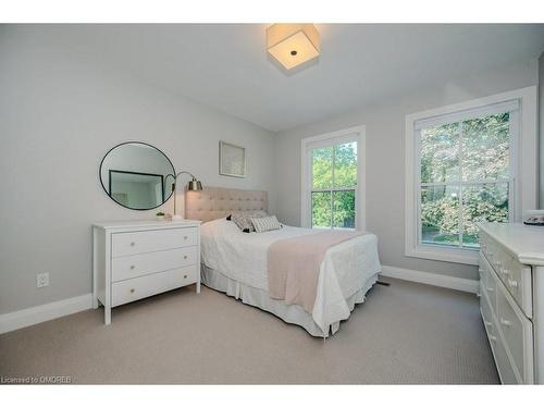 1460 Albion Avenue, Oakville, ON - Indoor Photo Showing Bedroom