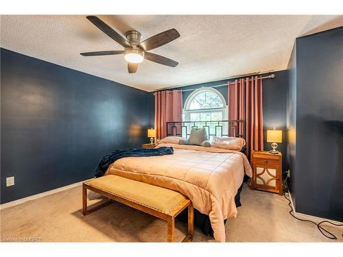 2495 Headon Road, Burlington, ON - Indoor Photo Showing Bedroom