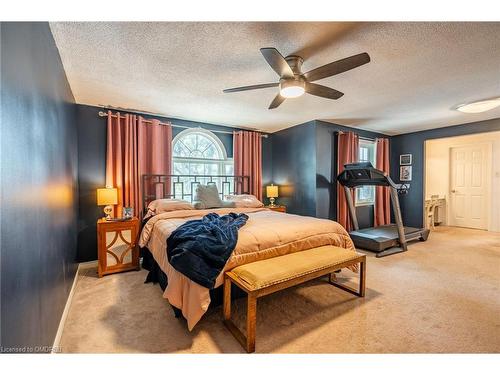 2495 Headon Road, Burlington, ON - Indoor Photo Showing Bedroom