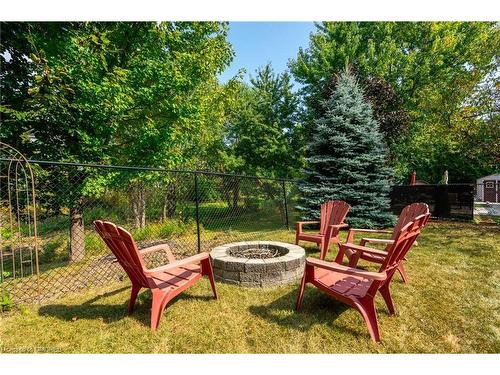 2495 Headon Road, Burlington, ON - Outdoor With Backyard