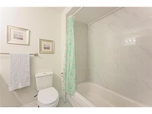 1266 Pallatine Drive, Oakville, ON - Indoor Photo Showing Bathroom