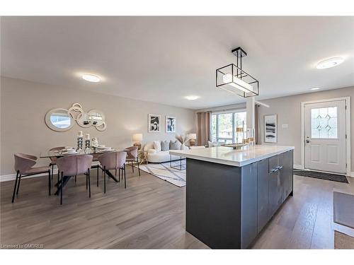 1266 Pallatine Drive, Oakville, ON - Indoor