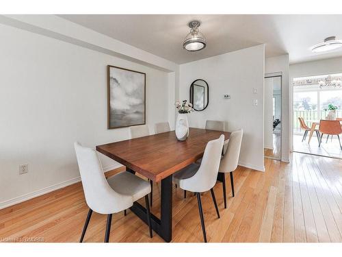 180-4950 Albina Way, Mississauga, ON - Indoor Photo Showing Dining Room