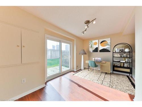 180-4950 Albina Way, Mississauga, ON - Indoor Photo Showing Other Room