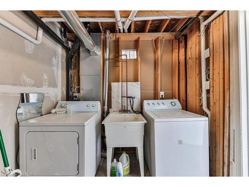 180-4950 Albina Way, Mississauga, ON - Indoor Photo Showing Laundry Room