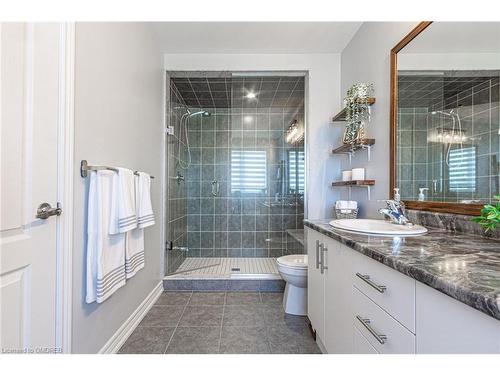 228 Edgar Bonner Avenue, Rockwood, ON - Indoor Photo Showing Bathroom